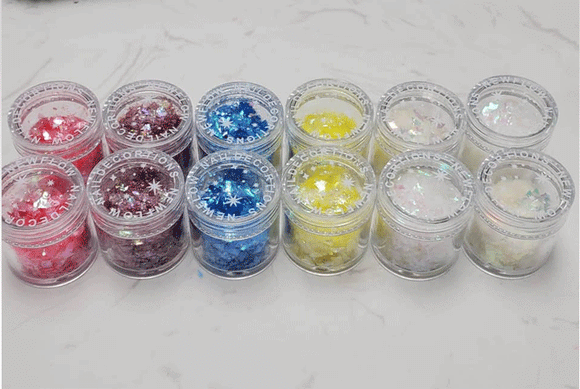 Flakes Nail Art Decoration 12 Jars 6 Colors / Set